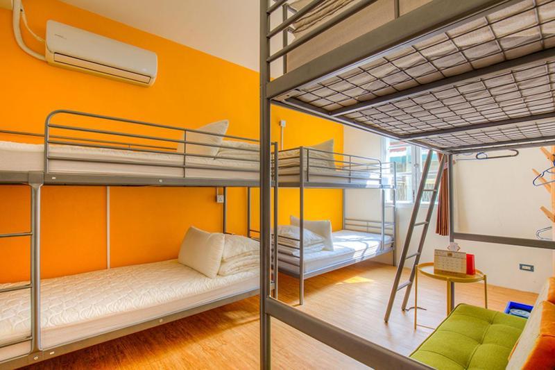 Mydeer Backpacker Hostel Тайнан Екстериор снимка